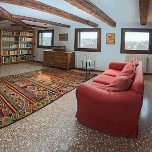  Apartment Finestra Su